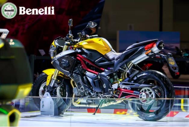 一個(gè)世界一個(gè)Benelli,經(jīng)典三缸信仰燃爆重慶摩展
