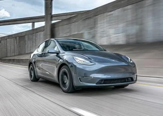 公司戶的二手車過戶費(fèi)用高嗎?公司戶的二手車為什么便宜