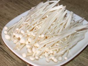 寶寶可以吃金針菇嗎？吃金針菇的做法