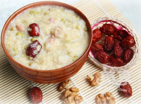 懷孕24周的營(yíng)養(yǎng)食譜-懷孕24周的飲食注意事項(xiàng)