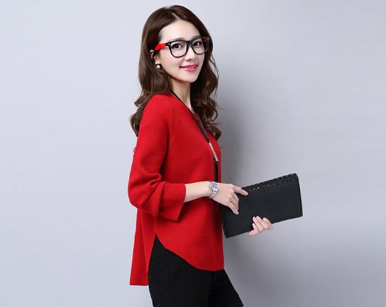 本命年穿紅色衣服能帶點(diǎn)別的顏色嗎?本命年穿深紅色好嗎