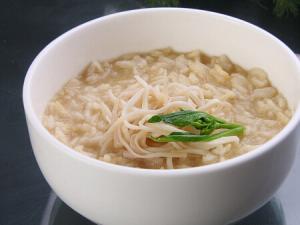 吃“湯泡飯”真的會(huì)傷胃嗎？