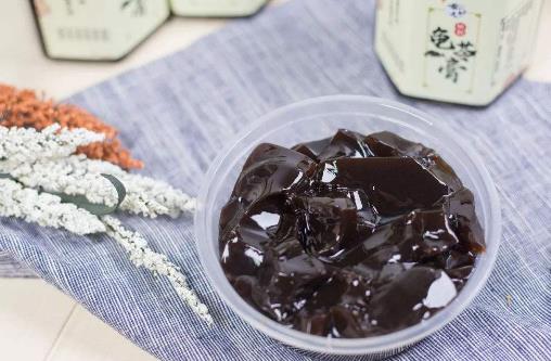 龜苓膏是什么?吃龜苓膏有什么好處?哪些人不能吃龜苓膏