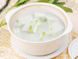 豆腐和什么一起吃好？豆腐不能和什么一起吃
