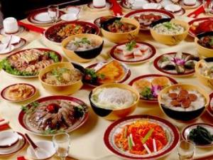 春節(jié)飲食勿貪嘴 科學飲食避免“三多一少”