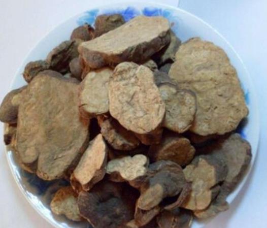 吃何首烏有什么好處?吃何首烏的注意事項