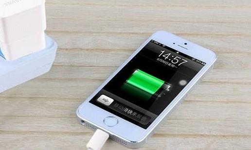 這七種錯誤充電習(xí)慣 會折損你的手機電池