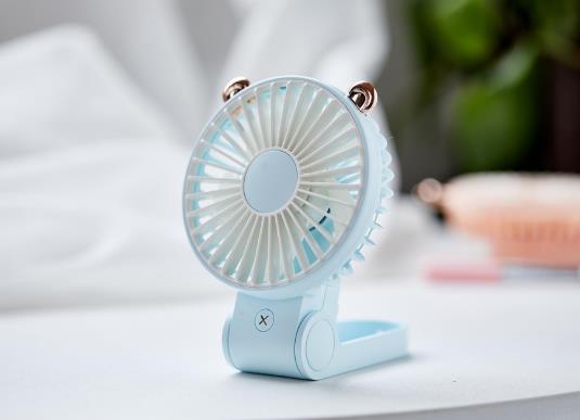 迷你風(fēng)扇有電但是不轉(zhuǎn)怎么辦?手持電風(fēng)扇要托運嗎?