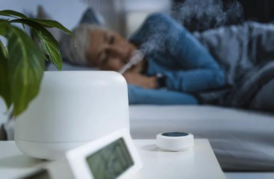 怎么避免加濕器在家具上弄出白霜?怎么辨別加濕器的好壞?