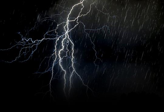 打雷玩電腦會(huì)怎么樣?怎么判斷電腦被雷劈了沒?
