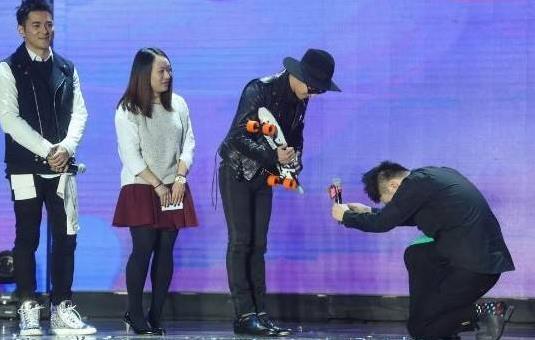 腦殘粉是什么意思?怎樣才能稱得上是合格的腦殘粉 腦殘粉特點(diǎn)