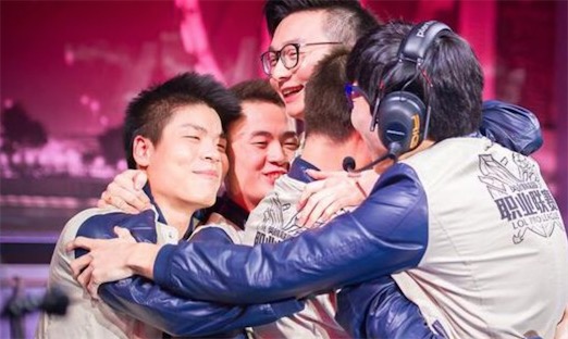 毒奶是什么意思什么梗 反向加油 拖累隊(duì)友又稱毒奶