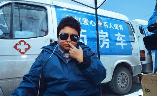 給雞兒放個(gè)假是什么意思什么梗 給雞兒放個(gè)假因韓紅表情包走紅