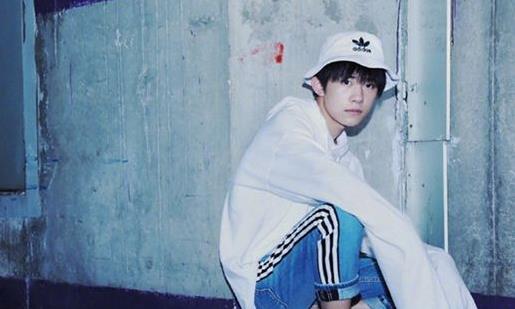 易烊千璽個人資料簡介 TFBOYS易烊千璽圖片 易烊千璽演過的電視劇