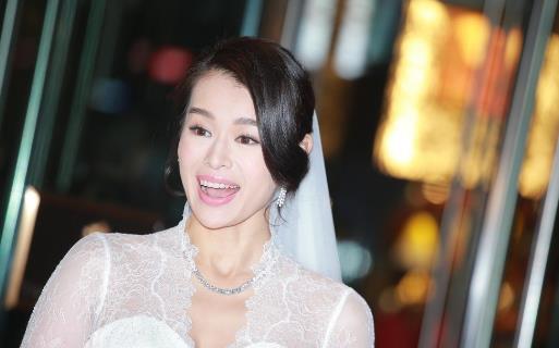 胡杏兒個人資料簡介 黃宗澤前女友胡杏兒圖片 胡杏兒演過的電視劇