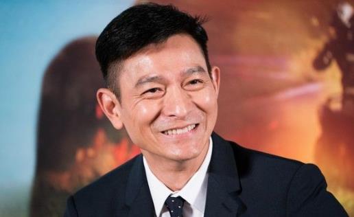 劉德華個(gè)人資料簡(jiǎn)介 天王劉德華圖片 劉德華演過(guò)的電影