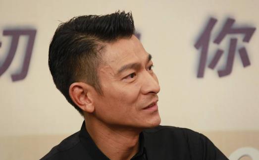 劉德華個(gè)人資料簡(jiǎn)介 天王劉德華圖片 劉德華演過(guò)的電影