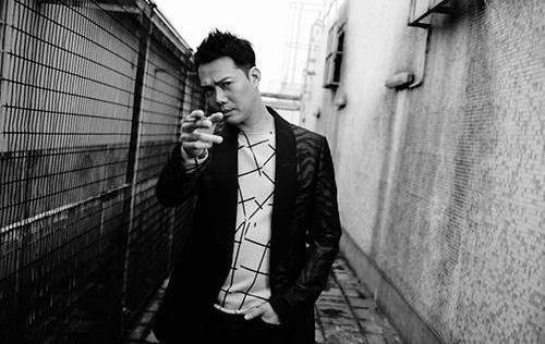 謝天華個(gè)人資料簡(jiǎn)介 TVB謝天華圖片 謝天華演過(guò)的電視劇