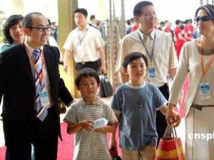 潘石屹有幾個兒子？潘石屹兒子叫什么？潘讓潘少