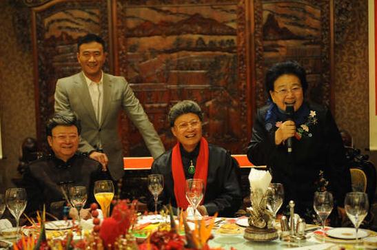 胡軍為父母籌辦金婚晚宴,分享經(jīng)營婚姻要訣:信任、尊重、欣賞