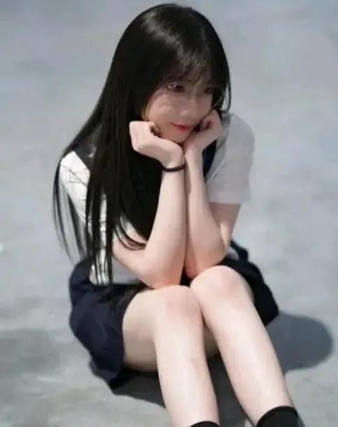 上海漫展“JK少女”本人正式發(fā)聲:“我不缺錢,我不是外圍女”