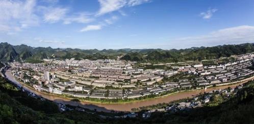 禧大福酒傳承品質(zhì)醬香,空杯持久留香藏玄機(jī)