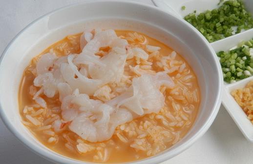 吃湯泡飯傷胃嗎？吃湯泡飯對身體好嗎