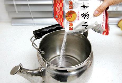 電熱水壺怎么除垢？電熱水壺除垢方法