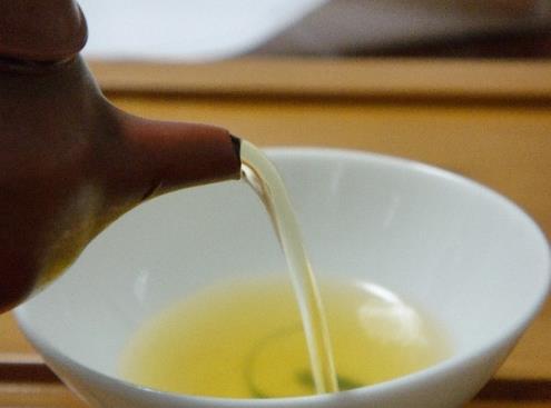 沏茶的最佳水溫是多少？多高的水溫泡茶最好
