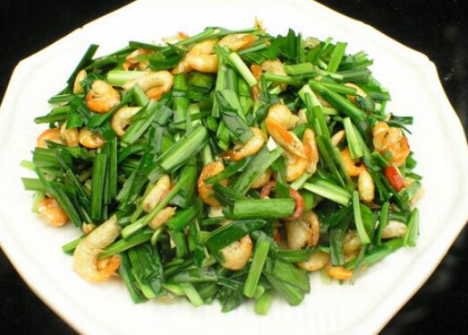 用韭菜醋治腰疼需要看個(gè)人體質(zhì)