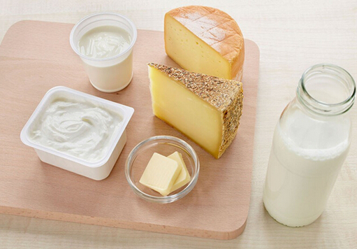 每天吃乳制品可以降低中風(fēng)危險和預(yù)防心臟病