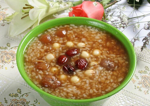 孕婦吃什么對胎兒頭腦發(fā)育好？