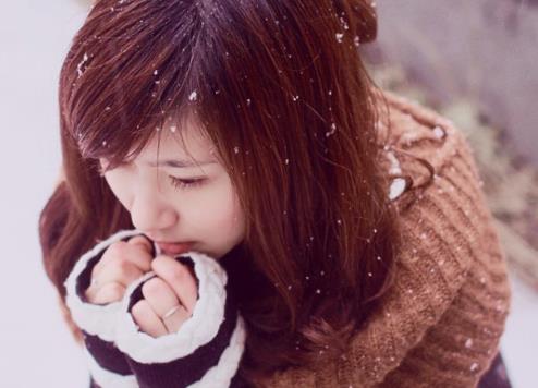 冬季手腳冰涼怎么辦？女人冬季手腳冰涼多喝羊肉湯