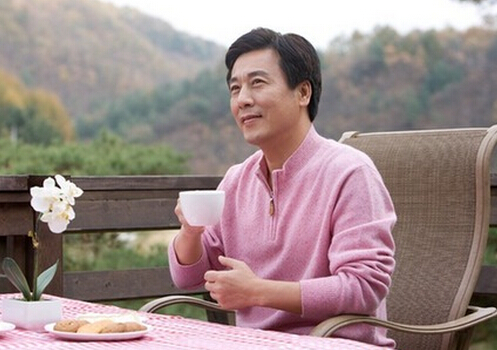 中年男人應(yīng)多吃什么食物？男人四十養(yǎng)生訣竅