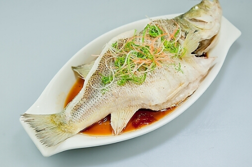 清蒸鱸魚的做法-鱸魚怎么做好吃？