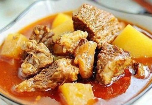 如何做土豆燉牛肉？土豆燉牛肉的做法