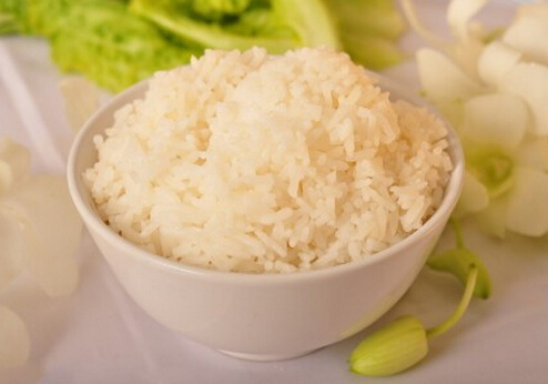 喝不完的豆?jié){怎么處理？豆?jié){米飯的做法