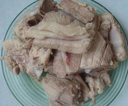 土豆燒排骨怎么做好吃？土豆燒排骨的做法