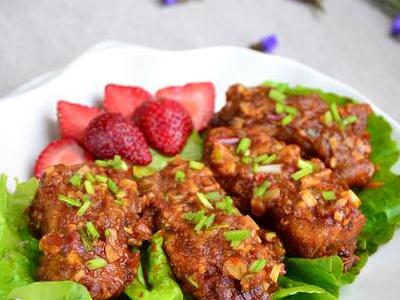 東坡排骨怎么做好吃？東坡榨菜排骨的做法