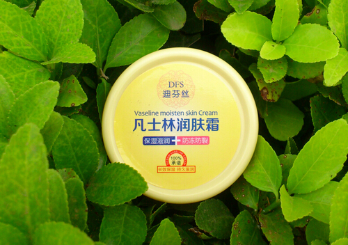 凡士林的作用-凡士林可以擦臉嗎？