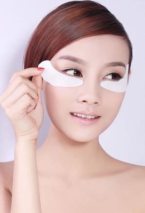 眼部皮膚松弛怎么辦？如何去除眼部細(xì)紋？眼部保養(yǎng)的重要性