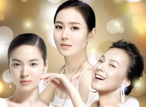 如何祛斑最有效？女人臉上長(zhǎng)斑是什么原因