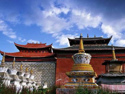 中國傳統(tǒng)住宅建筑風(fēng)格之西藏