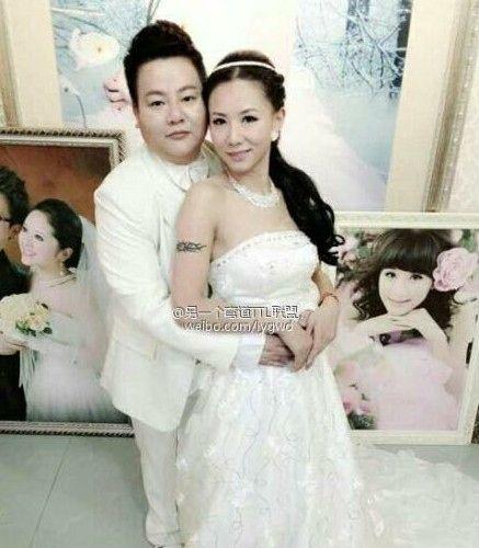 深圳首對女同性戀結(jié)婚公開擺婚宴，甜蜜生活照曝光，家長稱多個女兒是幸福