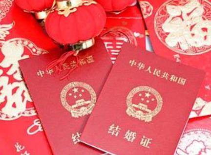 國家規(guī)定晚婚年齡是多少？晚婚晚育年齡是多少