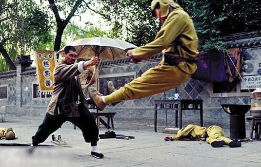 史中鵬網(wǎng)絡走紅，群眾演員扮日本兵一天“死”八次，想演八路軍