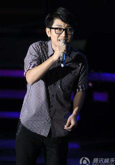 中國(guó)好聲音廣州開唱：楊坤率金志文、張瑋等學(xué)員聲震廣州