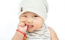 孩子吃飯愛邊吃邊玩？父母應該注意什么？