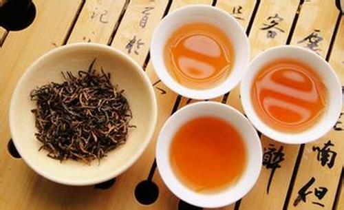 喝茶有什么好處？茶對(duì)人體的保健功效