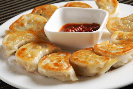 餃子配什么吃更好？吃餃子搭配什么更健康